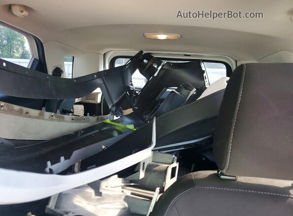 MAJ3P1TE7JC184462 2018 FORD ECOSPORT Белый Вид задней части салона