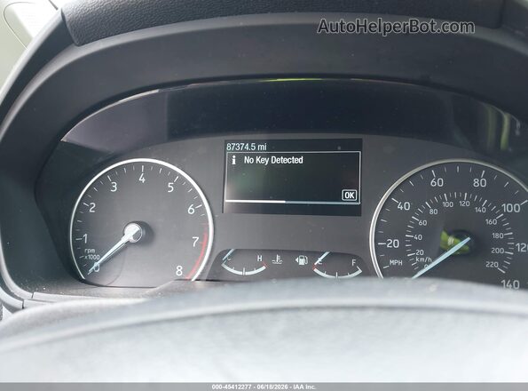 MAJ3P1VE4JC162481 2018 FORD ECOSPORT Black Widok tylnych siedzeń