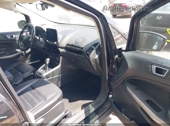 MAJ3P1VE5JC173067 2018 FORD ECOSPORT Черный Вид салона спереди