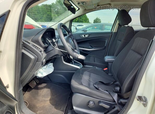MAJ3S2GE8MC407577 2021 FORD ECOSPORT Белый Вид салона спереди