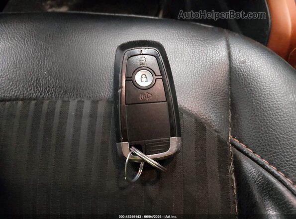 MAJ6P1CL7JC185669 2018 FORD ECOSPORT Gray Vista del salpicadero
