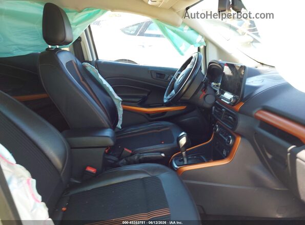 MAJ6P1CL9JC219174 2018 FORD ECOSPORT White Widok wnętrza z przodu