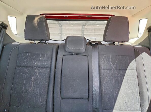 MAJ6P1UL2JC229107 2018 FORD ECOSPORT Red Вид задніх сидінь