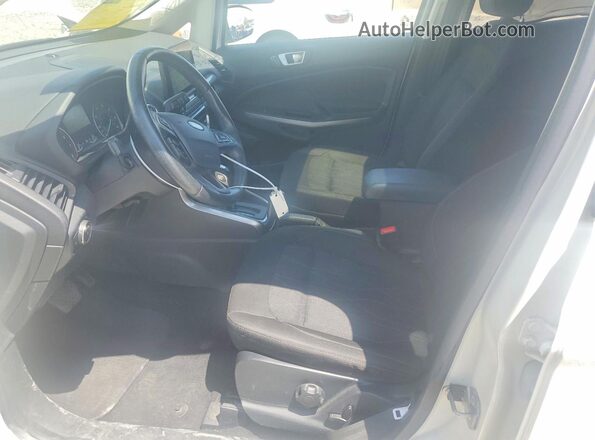 MAJ6P1UL9JC181766 2018 FORD ECOSPORT White Вид салону спереду