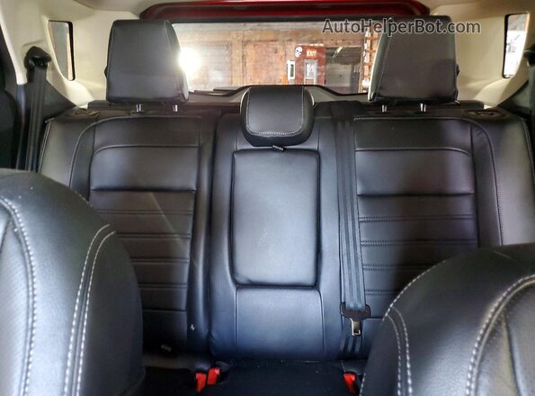 MAJ6P1WL3JC160294 2018 FORD ECOSPORT Burgundy უკანა სავარძლების ხედი