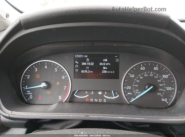 MAJ6P1WL7JC201574 2018 FORD ECOSPORT Silver Widok tylnych siedzeń