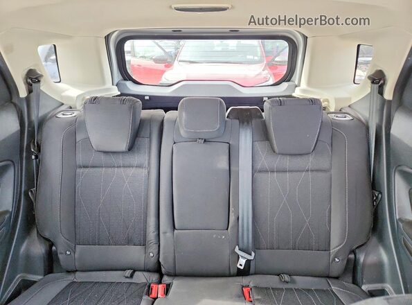 MAJ6S3GL2NC457135 2022 FORD ECOSPORT Silver უკანა სავარძლების ხედი