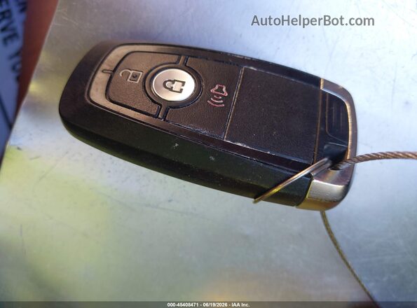 MAJ6S3GL4LC392432 2020 FORD ECOSPORT Красный Вид панели приборов