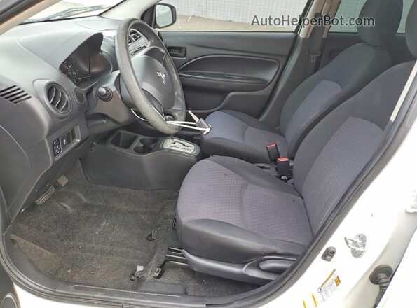 ML32A3HJ0HH004019 2017 MITSUBISHI MIRAGE White Front interior view
