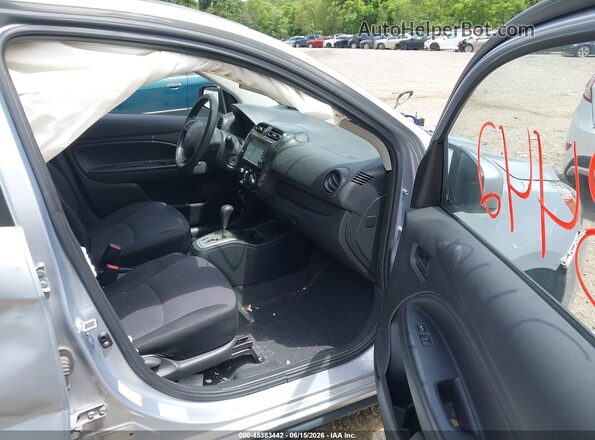 ML32A3HJ2KH000495 2019 MITSUBISHI MIRAGE Silver Widok wnętrza z przodu