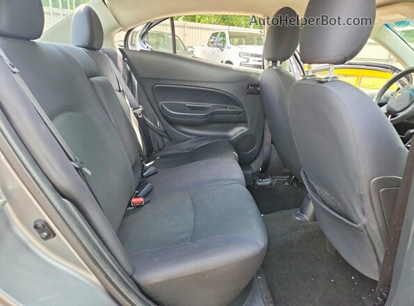 ML32F3FJ2HH001370 2017 MITSUBISHI MIRAGE Gray Widok tylnych siedzeń