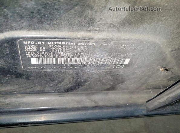ML32F3FJ2HHF18610 2017 MITSUBISHI MIRAGE Black Vista del compartimento del motor
