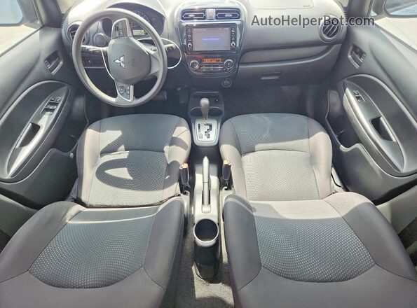 ML32F3FJ4LHF03423 2020 MITSUBISHI MIRAGE Silver Widok deski rozdzielczej