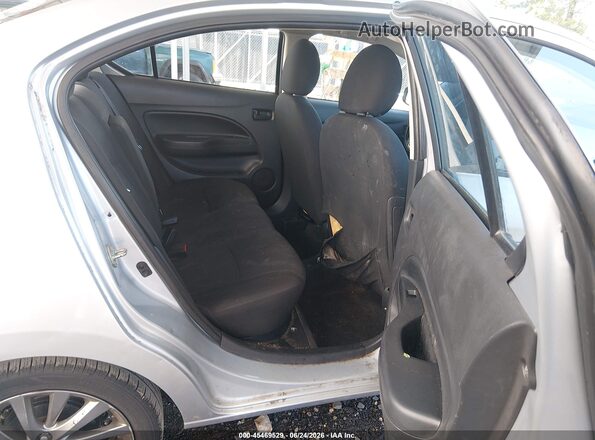ML32F3FJ5JHF09454 2018 MITSUBISHI MIRAGE G4 Silver Vista de la etiqueta del VIN