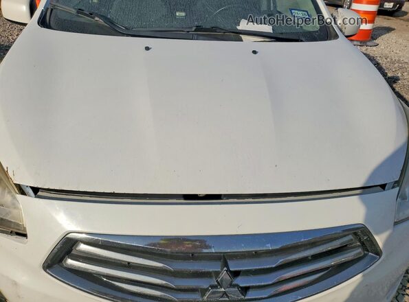 ML32F3FJ7HH000523 2017 MITSUBISHI MIRAGE White Widok wnętrza z tyłu
