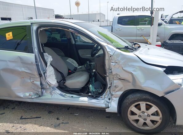 ML32F3FJ9JHF08260 2018 MITSUBISHI MIRAGE G4 Silver Widok z przodu