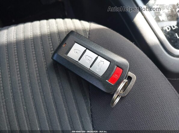 ML32F4FJ6HHF15635 2017 MITSUBISHI MIRAGE G4 Gray Vista del salpicadero
