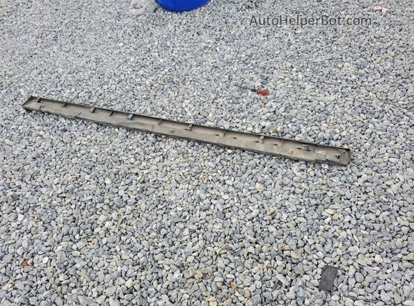 ML32FUFJ6PHF01829 2023 MITSUBISHI MIRAGE Silver Vista del compartimento del motor