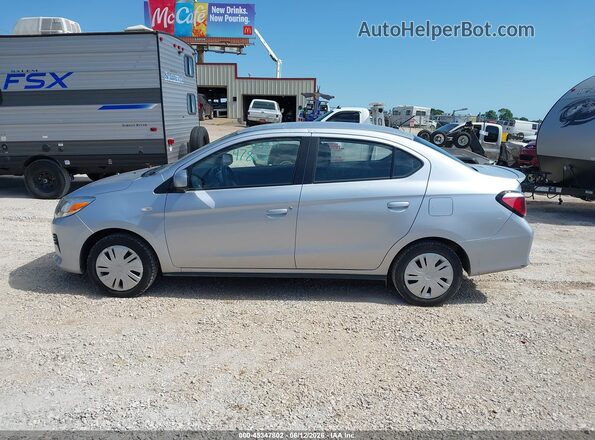 ML32FUFJ6PHF04701 2023 MITSUBISHI MIRAGE G4 Silver Widok wnętrza 360 stopni