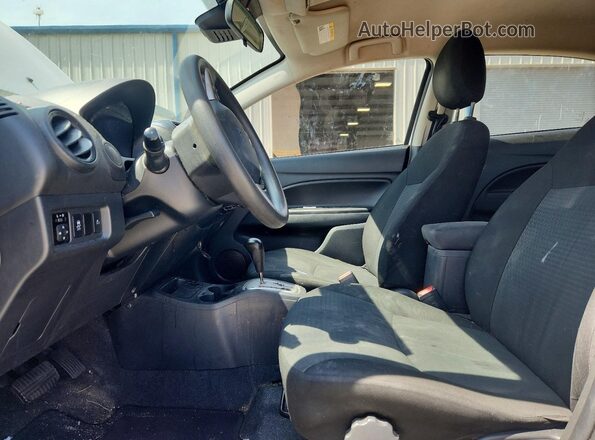 ML32FUFJ8PHF04991 2023 MITSUBISHI MIRAGE White Vista interior delantera