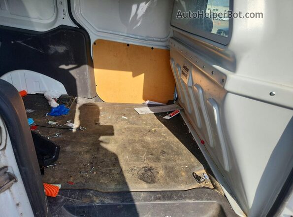 NM0LS7E74H1338252 2017 FORD TRANSIT Blue Vista interior trasera