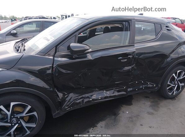 NMTKHMBX0JR024024 2018 TOYOTA C-HR Black Widok z przodu