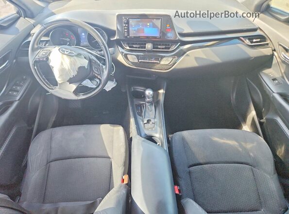NMTKHMBX2JR004292 2018 TOYOTA C-HR Синий Вид панели приборов