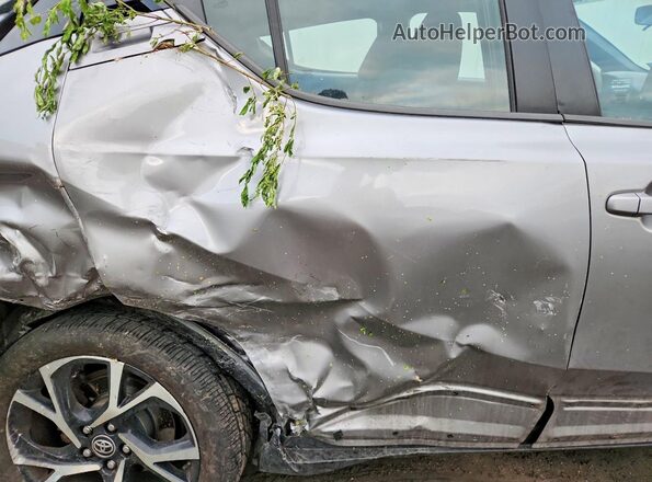 NMTKHMBX2LR114617 2020 TOYOTA C-HR Silver Rear interior view