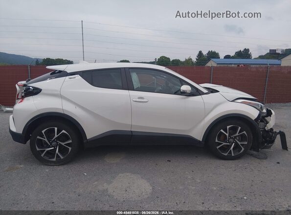 NMTKHMBX3JR036877 2018 TOYOTA C-HR White ხელსაწყოთა პანელის ხედი