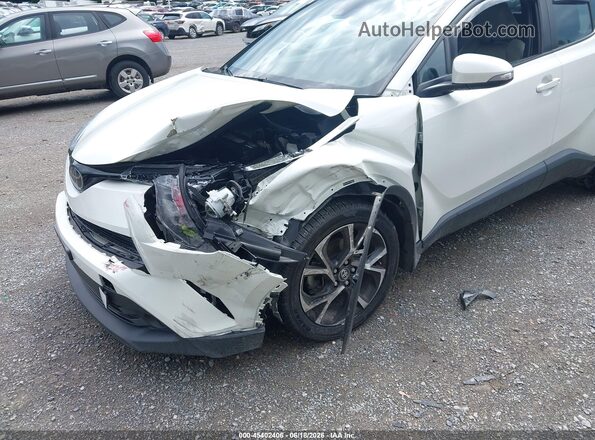 NMTKHMBX3JR050309 2018 TOYOTA C-HR White Front view