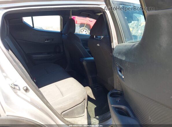NMTKHMBX4JR050075 2018 TOYOTA C-HR Silver VIN կոդի պիտակի տեսք