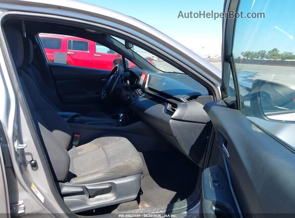 NMTKHMBX4JR050075 2018 TOYOTA C-HR Silver Սալոնի դիմացի տեսք