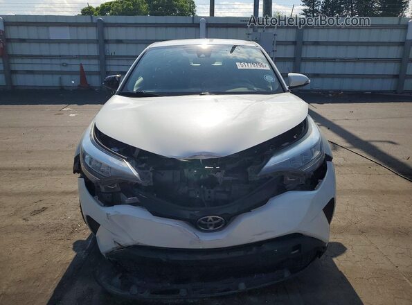 NMTKHMBX4LR112271 2020 TOYOTA C-HR White Front view