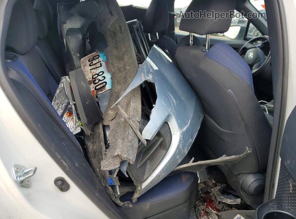 NMTKHMBX5LR118144 2020 TOYOTA C-HR White Rear seats view