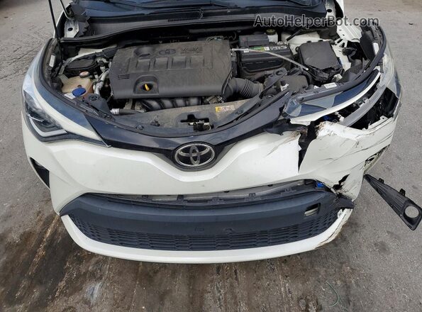 NMTKHMBX5MR138654 2021 TOYOTA C-HR White 