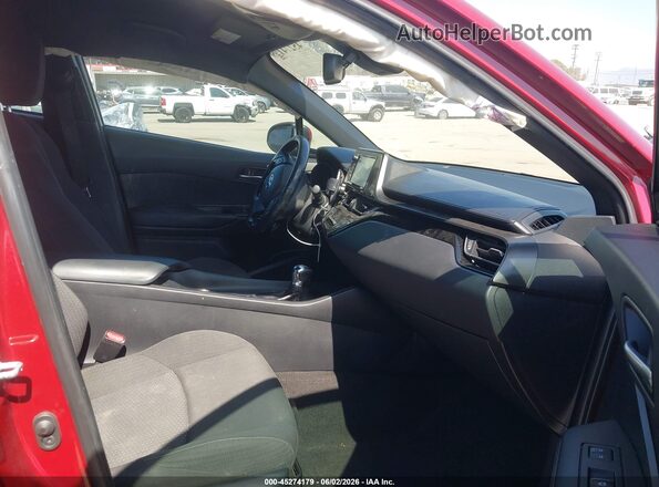 NMTKHMBX6JR034170 2018 TOYOTA C-HR Red Вид салону спереду