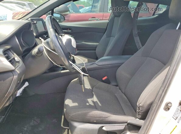 NMTKHMBX6JR057299 2018 TOYOTA C-HR White Vista interior delantera