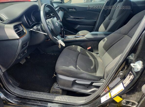 NMTKHMBX7KR094850 2019 TOYOTA C-HR Серый Вид салона спереди