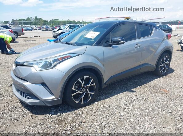 NMTKHMBX9KR093103 2019 TOYOTA C-HR Silver Vista tres cuartos delantera izquierda