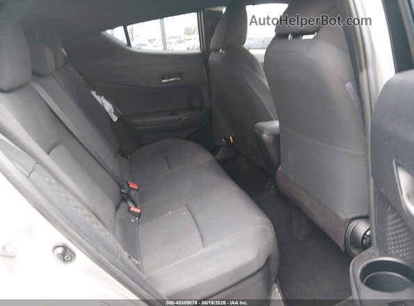 NMTKHMBXXJR023866 2018 TOYOTA C-HR Silver VIN კოდის სტიკერის ხედი