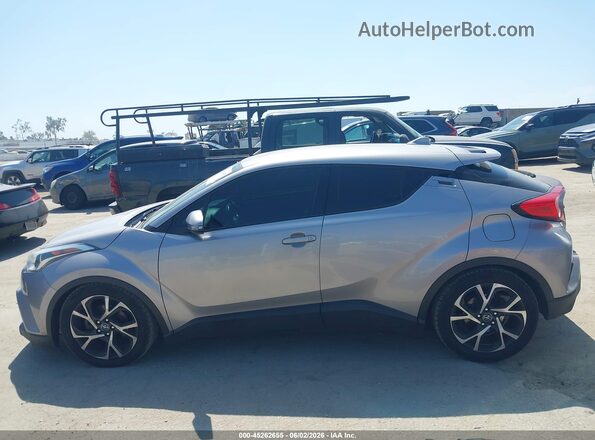 NMTKHMBXXJR026136 2018 TOYOTA C-HR Gray 