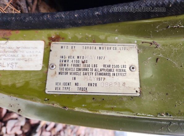 RN28088214 1977 TOYOTA PICKUP Green 