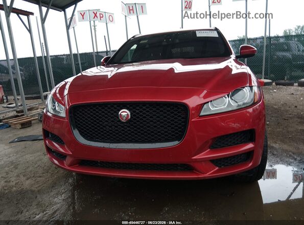 SADCJ2BV6HA894028 2017 JAGUAR F-PACE Red Вид задньої частини салону