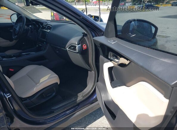 SADCJ2BVXHA055211 2017 JAGUAR F-PACE Dark Blue Вид салону спереду