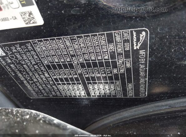SADCJ2FX5KA358013 2019 JAGUAR F-PACE Black Widok komory silnika