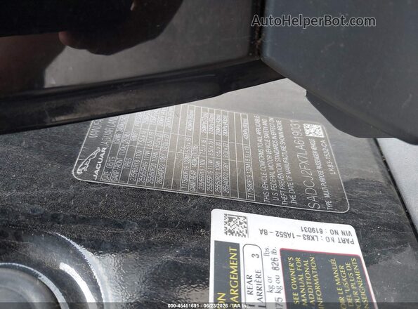 SADCJ2FX7LA619031 2020 JAGUAR F-PACE Black Widok komory silnika
