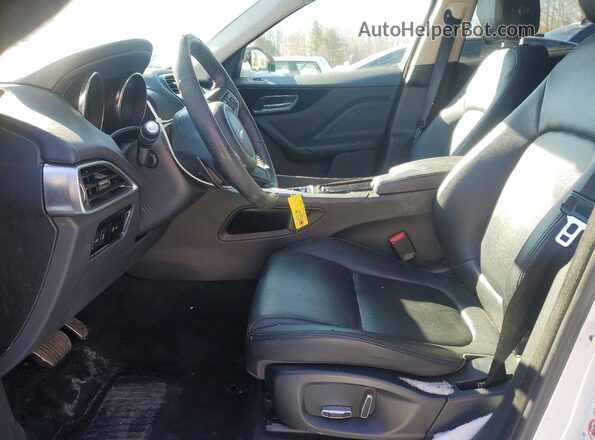 SADCJ2FXXKA610919 2019 JAGUAR F-PACE White Front interior view