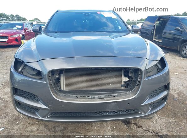 SADCJ2GX1KA360842 2019 JAGUAR F-PACE Gray Front view
