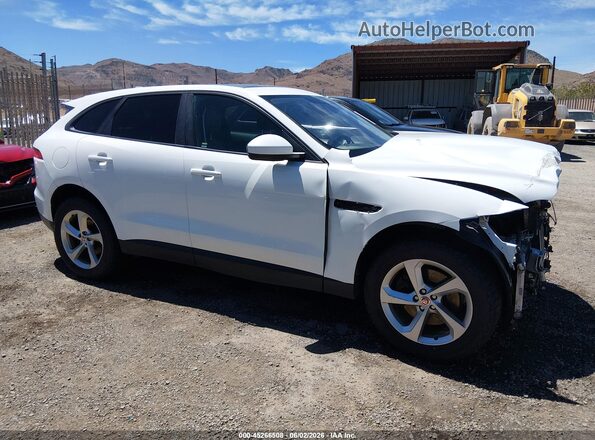 SADCJ2GX7JA235679 2018 JAGUAR F-PACE White Rear interior view