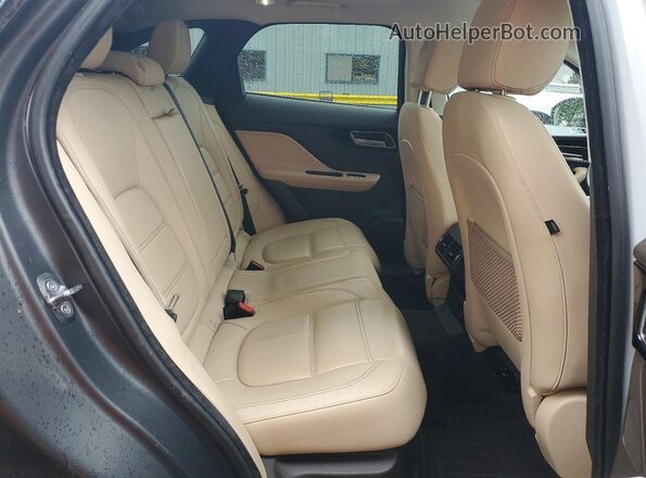 SADCK2BV5HA884779 2017 JAGUAR F-PACE White Հետևի նստատեղերի տեսք